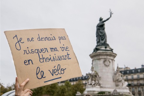 je ne devrais pas risquer ma vie en choisissant le vélo